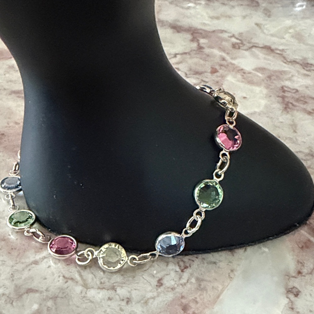 EUC~Vintage Woman’s  Elegant Pastel Multi-Colored Silver Gemstone Bracelet